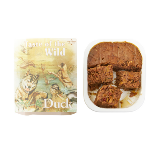 Taste of the Wild Duck and Chicken with Fruit and Vegetable Tray Dog Wet Food 390g